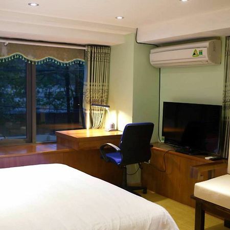 Apartamento Poonsa Nguyen Phong Sac Hanói Exterior foto
