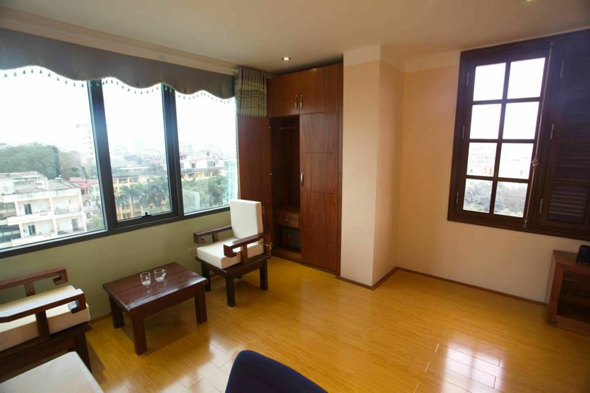 Apartamento Poonsa Nguyen Phong Sac Hanói Exterior foto