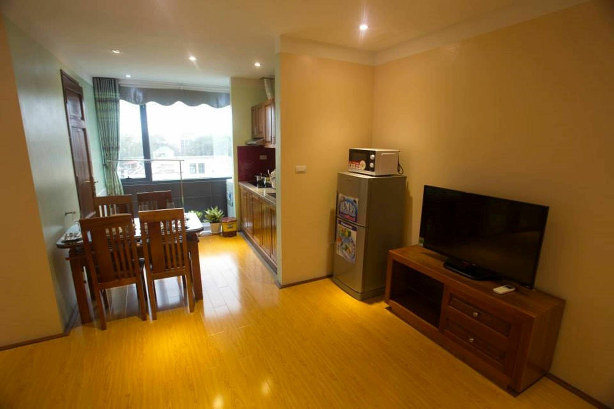 Apartamento Poonsa Nguyen Phong Sac Hanói Exterior foto