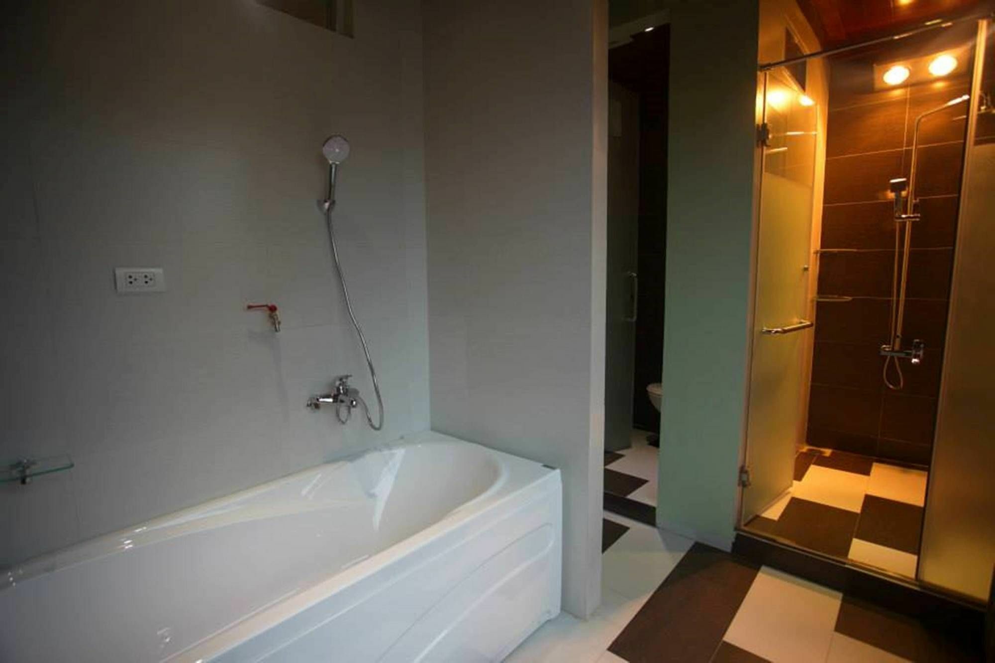 Apartamento Poonsa Nguyen Phong Sac Hanói Exterior foto