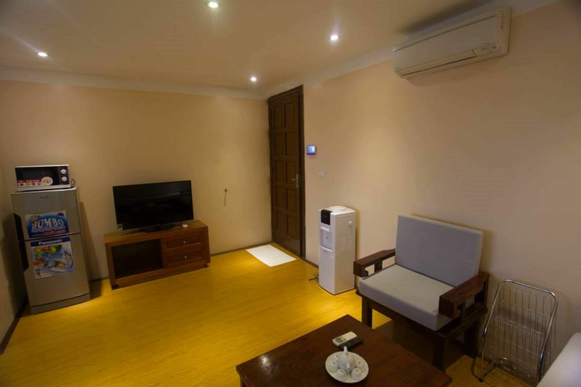 Apartamento Poonsa Nguyen Phong Sac Hanói Exterior foto