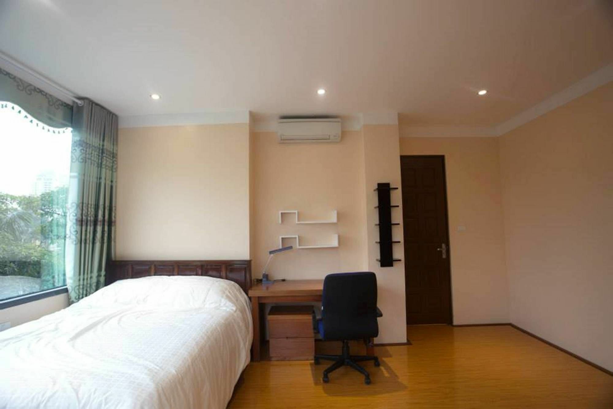 Apartamento Poonsa Nguyen Phong Sac Hanói Exterior foto